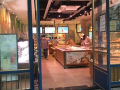 门面-巴黎贝甜(万源店)