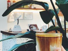 -Line 咖啡(石厦花园店)