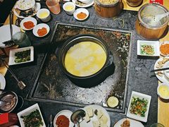 -有一锅·野生菌黑山羊腊排骨火锅(古城北门店)