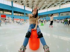 -正佳冰河湾真冰滑冰场