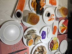 -四海一家自助餐(益田假日广场店)