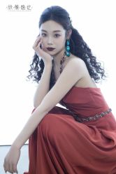 -欣薇婚纱(新源乐汇城店)