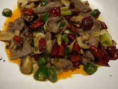 口蘑炒牛肉-三猫黑鱼花(南大店)