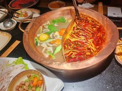 -山城鼎重庆老火锅(西安钟楼店)