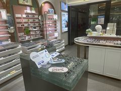 -GOOMI久米眼镜·蔡司·依视路·明月官方授权店(龙德紫金店)