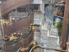 -新世界大丸百货