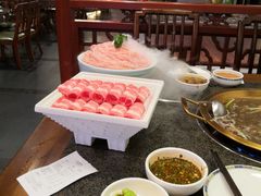 -小天鹅火锅·一线江景洪鼎旗舰店(洪崖洞店)