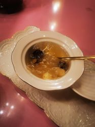 -莎蔓莉莎美容会所