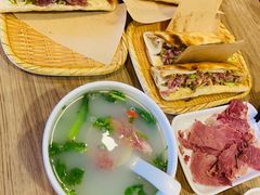 驴肉粉丝汤-驴肉火烧(玉祥门店)