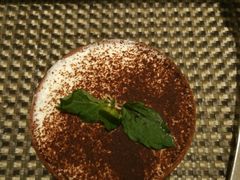 -亮马河饭店翠雅咖啡厅