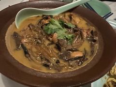 小鸡炖榛蘑-止观小馆·辽河口渔家菜(王府井店)