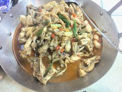 -昱龙大盆牛蛙馆(三兴街总店)