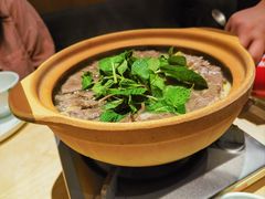 腾越牛肉锅-一坐一忘云南菜(卓悦中心)