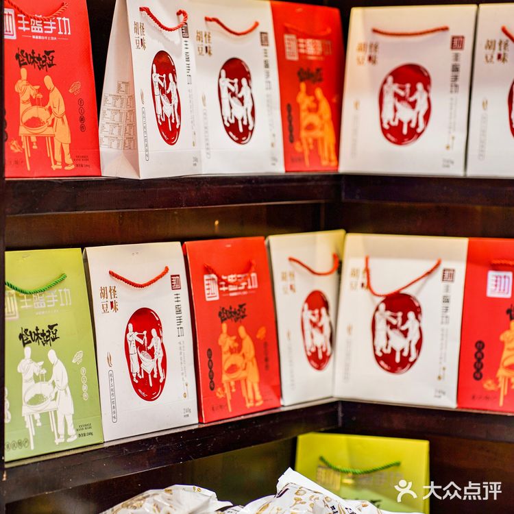 好吃街攻略｜吃货的天堂 100+小吃每天不重样！ 