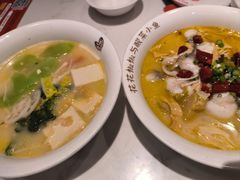 -渝是乎酸菜鱼(龙旗购物中心店)