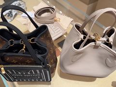 -LV路易威登(杭州万象城店)