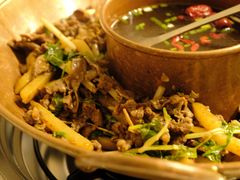 -牛喵喵铜锅牛肉馆