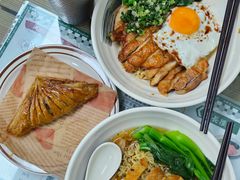 -兴华里茶记(禅城同济首店)