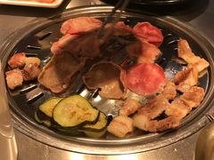 -韩聚屋韩国烤肉餐厅(新北万达店)