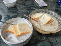 -啰啰冰屋(景洪总店)