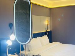 -Ting无边际江景酒店(重庆解放碑云端之眼店)