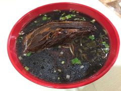 -小龙大肉面馆