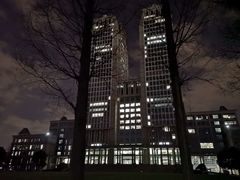 -复旦大学光华楼