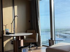 -深圳国际会展中心希尔顿酒店(前海华发冰雪世界店)
