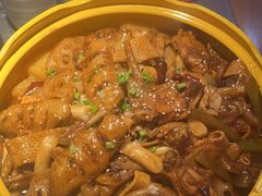 -多嘴超级肉蟹煲(欧亚卖场店)