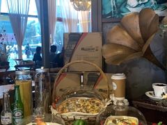 -玛格萝妮(汇智国际商业中心店)