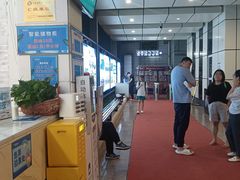 -奥冠体育华师附中恒温游泳馆