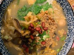 -粉家柳州螺蛳粉(杨宅路店)