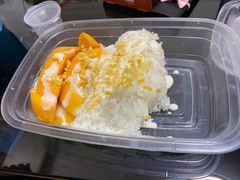 -陈记甜品窝(中山北路店)
