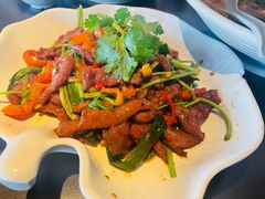 -大头虾越式风味餐厅(光明广场店)