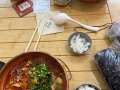 -成都你六姐·牛肉冒菜(上海环宇荟店)