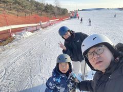 -华彬猛犸滑雪场