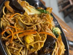 特色三鲜炒面-韩萍老南京馄饨(河西万达店)