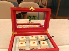 -品海楼·大连海胆锅贴馆(东港店)