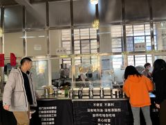 -鸿浩扒猪脚米线