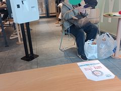 -麦当劳(普陀香溢花城店)