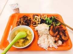 -同济大学本部学苑饮食广场