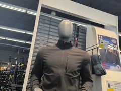 -迪卡侬(越秀公园店)