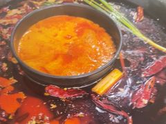 -黄潇洒老火锅(九眼桥宏济巷店)