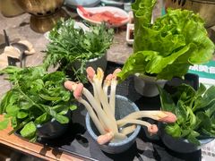 -亚马逊蒸汽活海鲜自助(LCM置汇旭辉广场店)