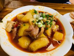 土豆烧肥肠-叶老大肥肠
