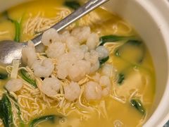 手剥虾仁煮干丝-扬州香格里拉·香宫中餐厅