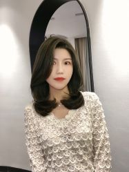 -SWANK SALON