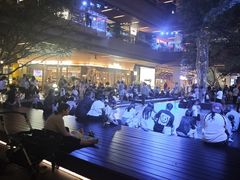 -瑞虹新天地月亮湾