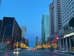 -鸣记脆皮烤鱼·海鲜烤鱼(三八广场店)