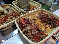 -王婆乔鲜鱼自助火锅(蜀汉路店)